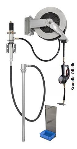 KABI Olieanlæg med slangerulle 15 mtr. og digital pistol for 208 ltr.